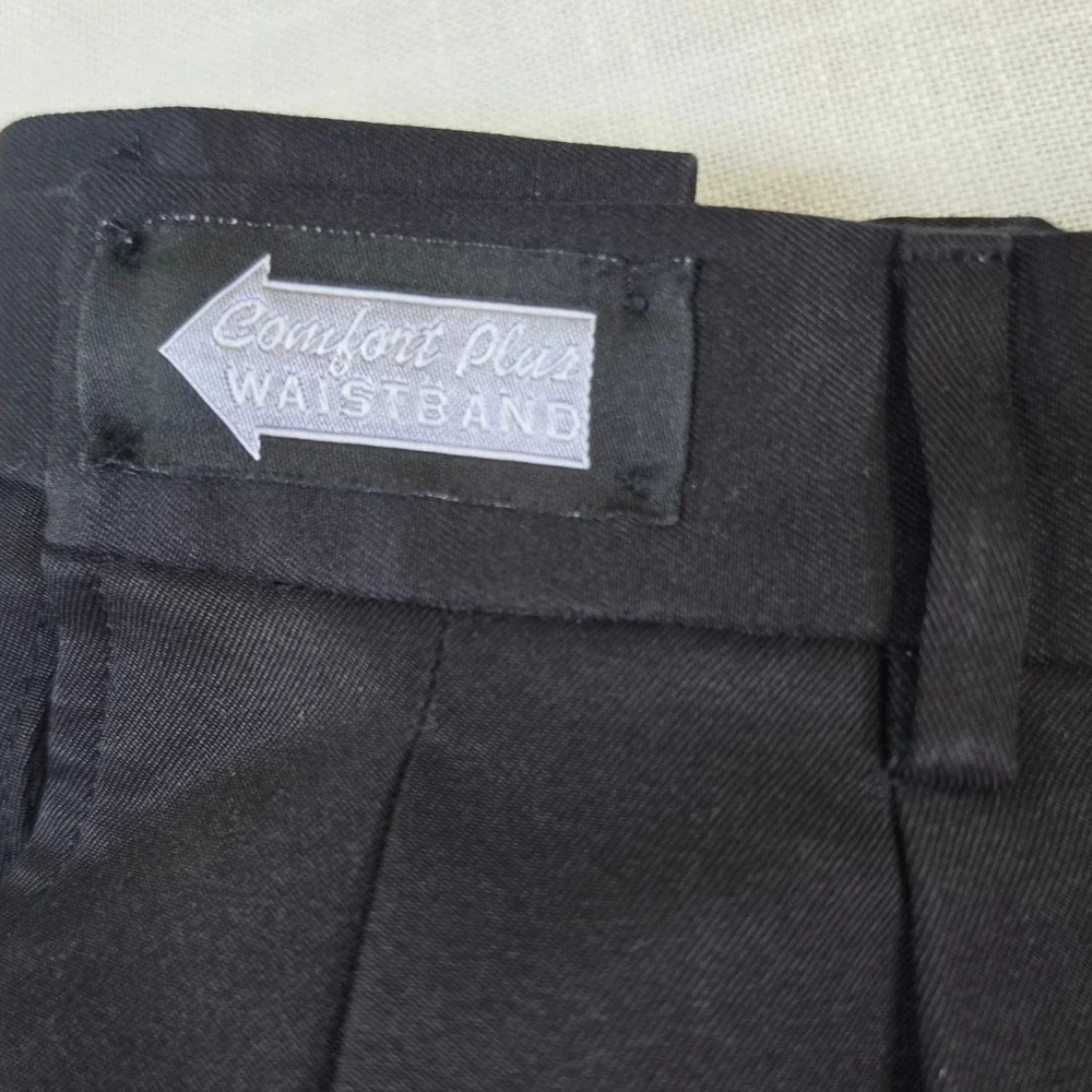 Savane Comfort Plus Mens Black Pleated Cuffed Dress Pants 34W x 34L F58994